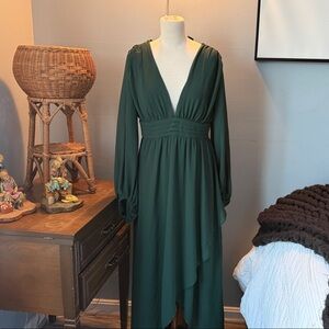Elegant Green Women's Dress